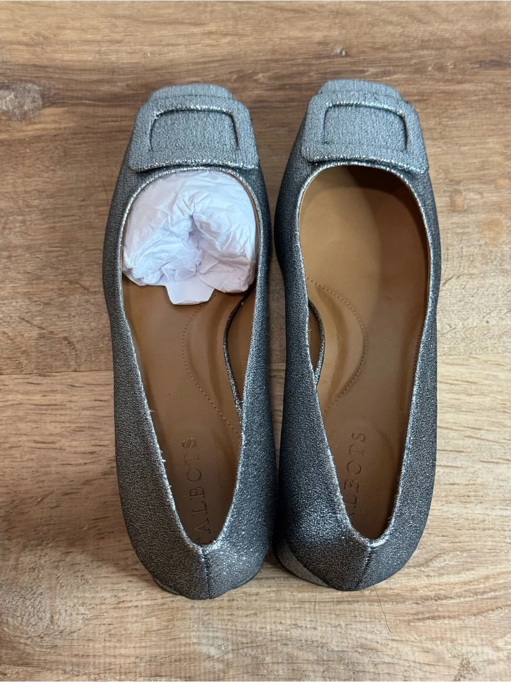 NEW TALBOTS CARLYE BUCKLE PUMPS - TEXTURED LAMÉ SIZE 8